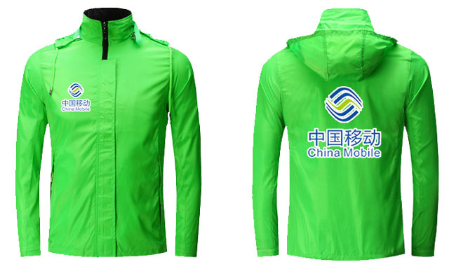 帶帽定做廣告風衣后背與LIOGO效果圖